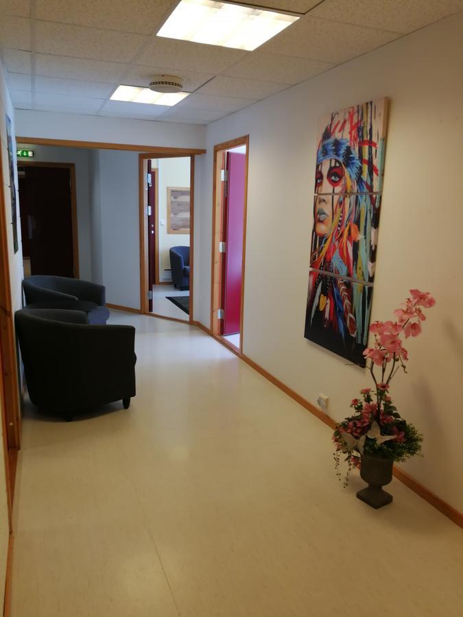 Volda Hostel, Bed And Breakfast As Lauvstad Exteriör bild