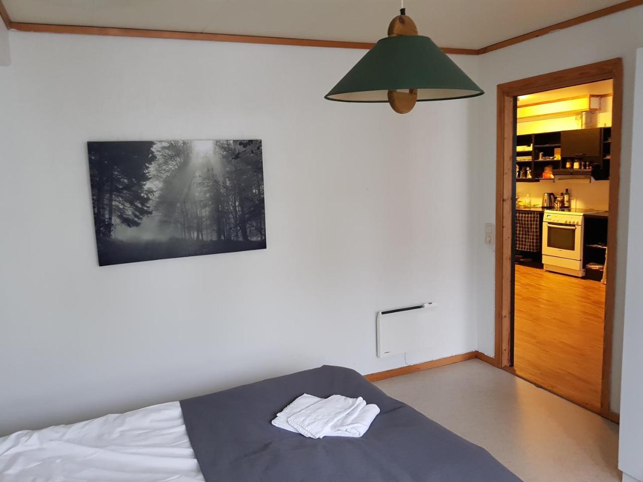 Volda Hostel, Bed And Breakfast As Lauvstad Exteriör bild